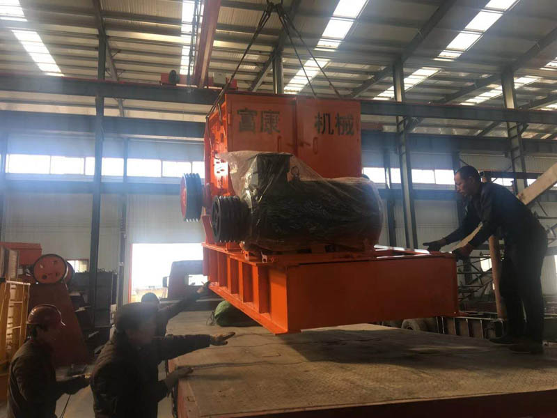 鵝卵石打砂機設(shè)備發(fā)往云南